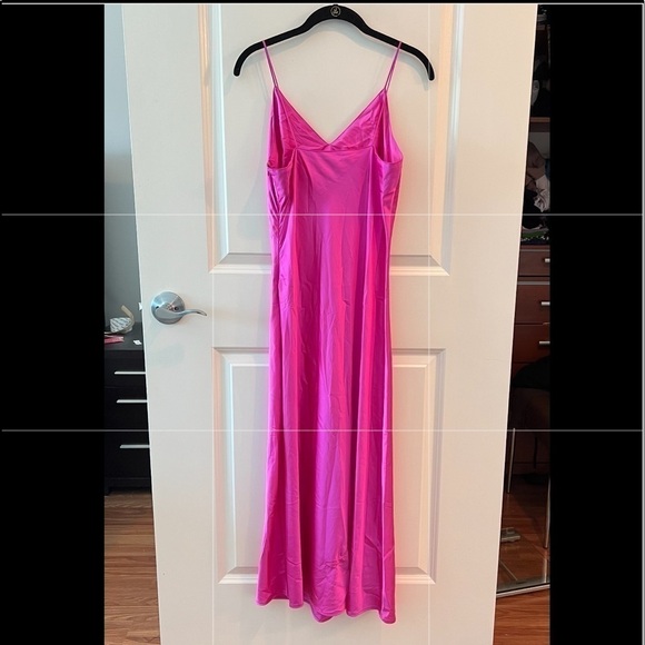 o.p.t. Dona Dress - Picture 9 of 16